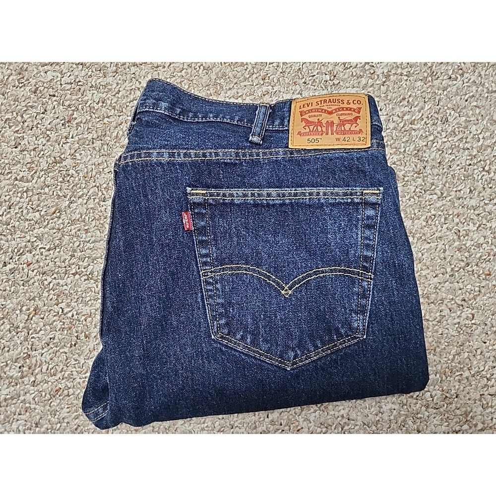 Levi's 505 Jeans Mens 42x32 Denim 100% Cotton  Straight Cotton Dark‎ Wash Mexico